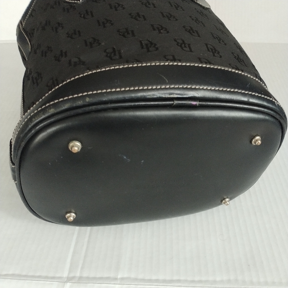 Dooney and Bourke Vintage Cabriolet Bucket Bag Black - Picture 7 of 14